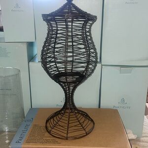 Partylite apothecary, short pillar holder